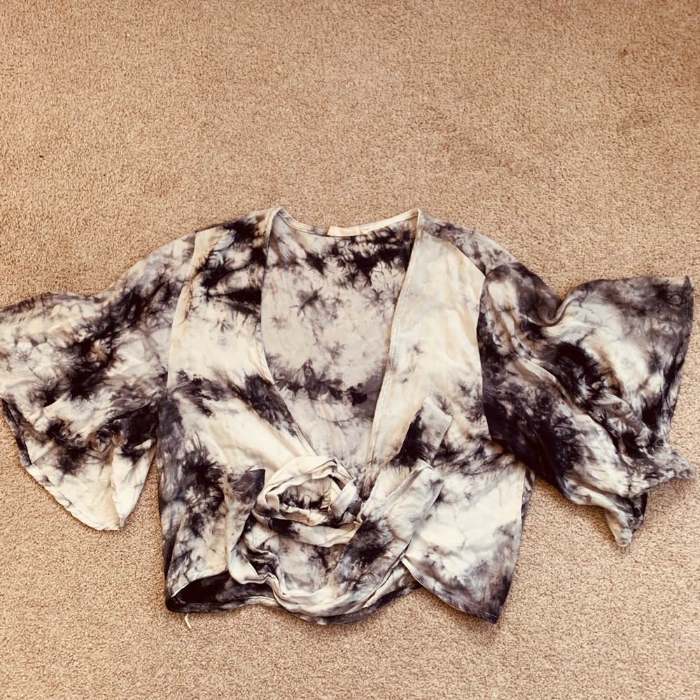 Hummingbird Crop Top - Picture 1 of 3
